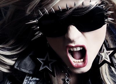 足ピンオナニーをする男性の彼女