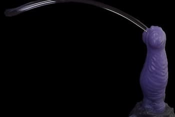 大人のおもちゃ大魔王オリジナル射精機能付きドラゴンの人外ディルドオリジンの射精の様子